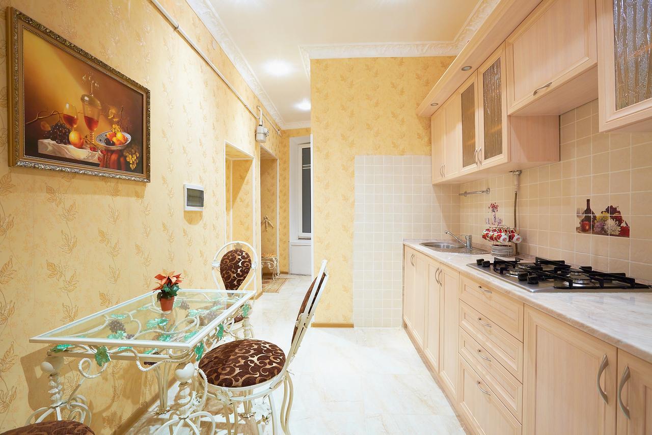 Apartmán Goldstar Lvov Exteriér fotografie